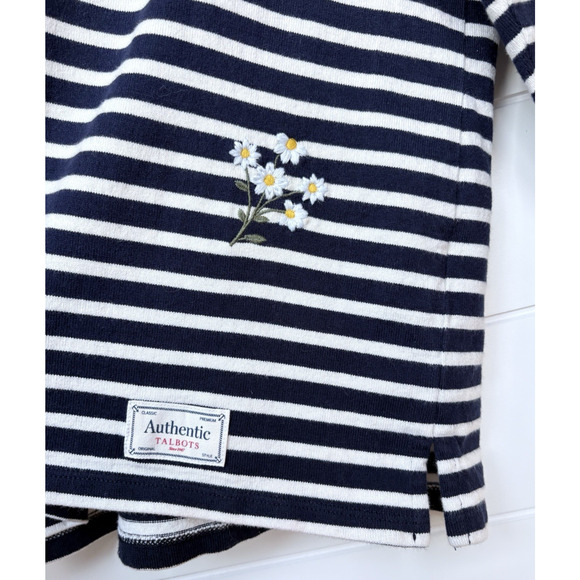 Talbots Authentic Navy White Stripe Floral Daisy Embroidered Cotton Top 2X - Picture 8 of 13
